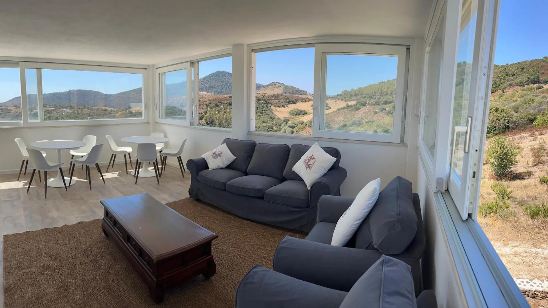 Lodge Villa Mbita Sardegna Brunella