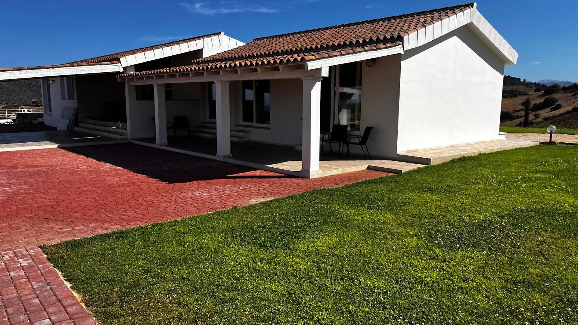 Villa Mbita Sardegna Brunella Lodge