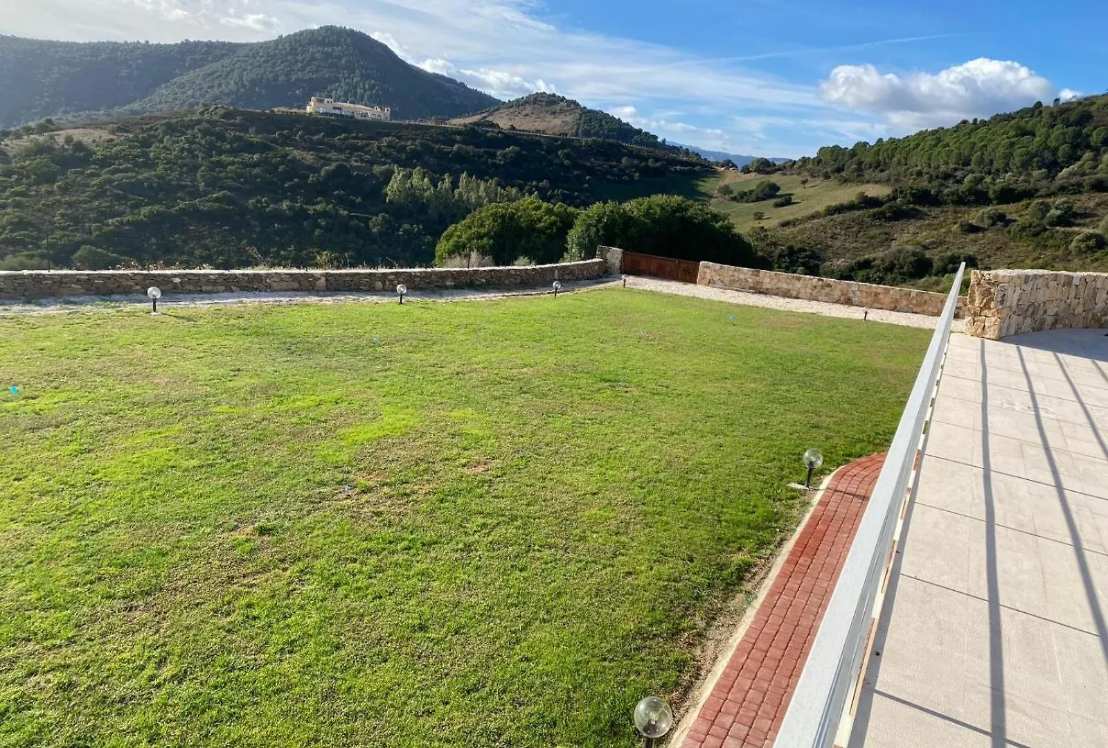 Villa Mbita Sardegna Brunella Jaktstuga